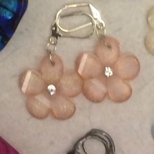 Beautiful pink flower earrings